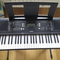 Tastiera Yamaha PSR E363