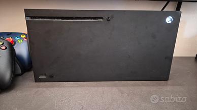 XBOX serie x 1Tb  usata
