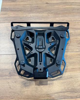 Piatto adattatore Sw Motech per Street Rack. Shad