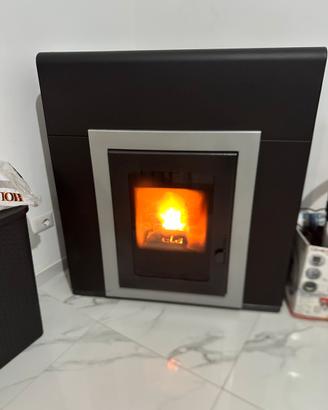 Stufa a pellet mini Dafne Eta Kamini