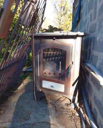 Stufa a legna ,termocucina