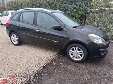 Renault Clio 1.2 16V TCE 100CV SporTour Le Iene