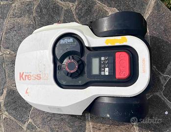 Robot rasaerba Kress Mission KR110
