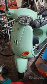 vespa 125 et4 