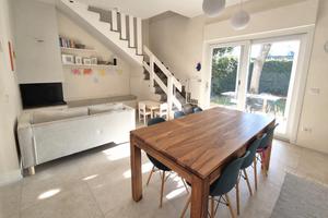 Villa con giardino a Marina Velca