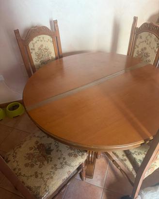Tavolo ovale classico con base lavorata + 4 sedie