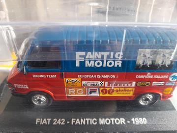 Fiat 242 Modellino Scala 1/43