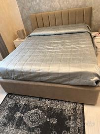 Letto matrimoniale con contenitore e materasso