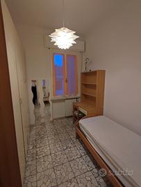 Camera singola per ragazze