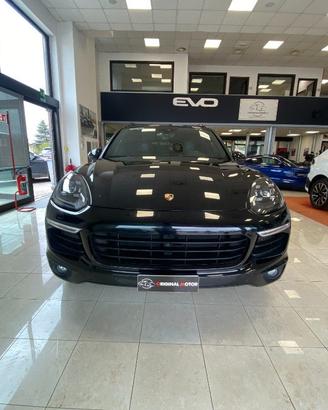 PORSCHE Cayenne 4.1 S Diesel