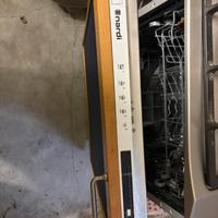 Lavastoviglie ad incasso