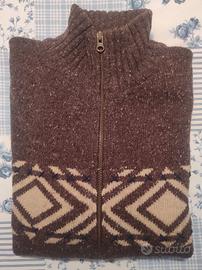 Maglione con collo alto chiusura a zip