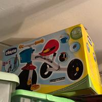 Triciclo Chicco u-go