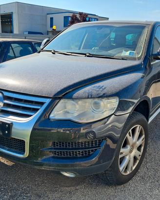 Volkswagen Touareg anno 2007 ricambi usati