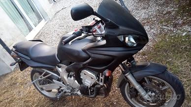 Yamaha fazer FZ6 600 akrapovic