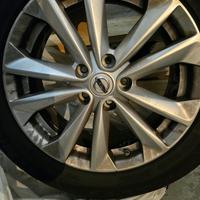 cerchi in lega originali Nissan D17