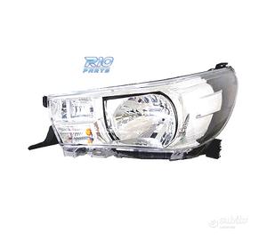FANALE SINISTRO PER TOYOTA HILUX 15-