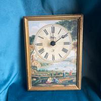 Orologio retro con conice