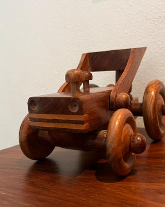 Ruspa giocattolo in legno