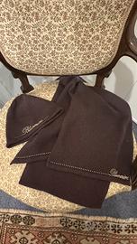 Completo sciarpa, cappello Blumarine