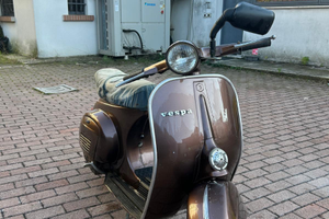Vespa 50