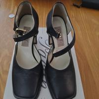 Scarpe donna usate pochissimo