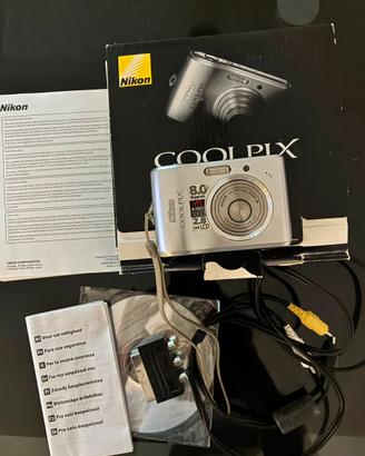 Nikon coolpix L15