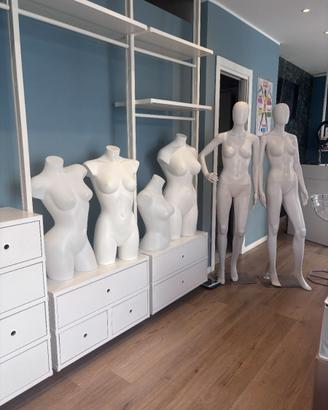 Complementi per negozio abbigliamento