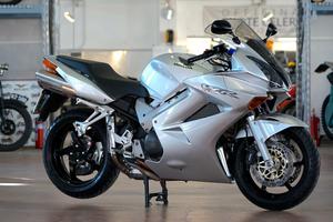 Honda VFR 800 del 2003 uniproprietario VFR800