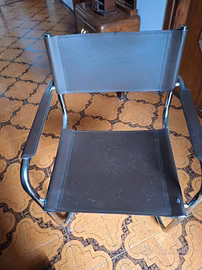 Sedia poltroncina a sbalzo 