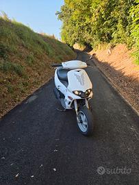 Gilera Runner 180 fxr cat 2t + parti runner 125 vx
