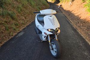 Gilera Runner 180 fxr cat 2t + parti runner 125 vx