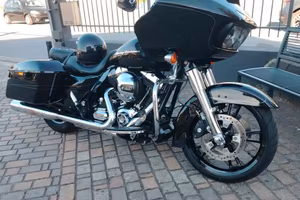 Harley davidson road glide 