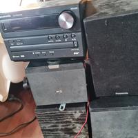 .radio con 4 altoparlanti 