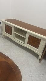 Mobile tv shabby chic