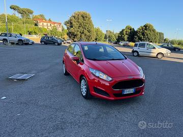 Ford Fiesta 1.2 60CV 5 porte Black & White Edition