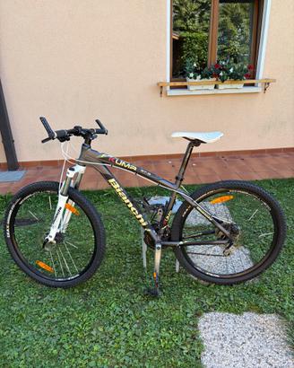 Bicicletta bianchi montain bike