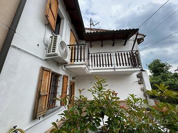 CASA SEMINDIPENDENTE A MONTÙ BECCARIA