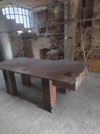 tavolo in ferro 