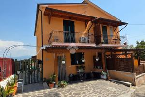3 LOCALI A MONTOPOLI DI SABINA