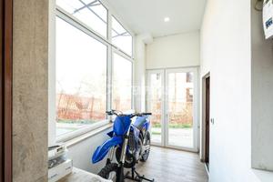 terratetto unifamiliare con 2 bagni e 2 accessi in