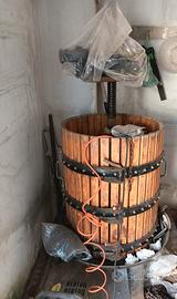 prezzo trattabile, furata utilizzata poche volte 