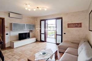 APPARTAMENTO DUPLEX CON AMPIO TERRAZZO!!