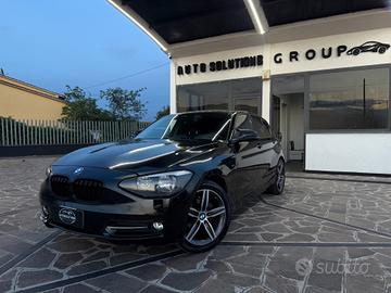 Bmw 116i 5p. Sport 135cv total black
