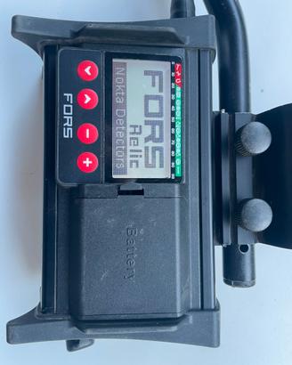 Metal detector Nokta Fors Relic con 3 piastre