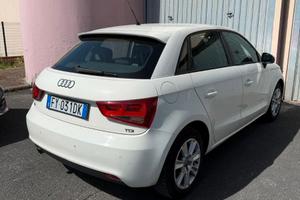 audi a1 TDI 90 cv bianca