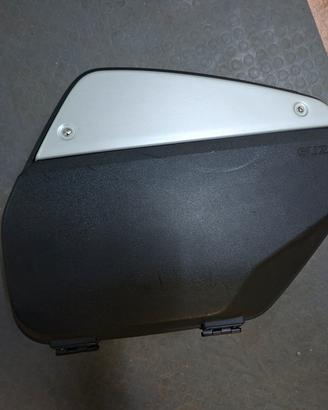 Coppia Valigie Laterali Rigide Originali Suzuki 