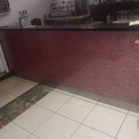 bancone bar e retro bancone