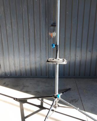 cavalletto per manutenzione bici