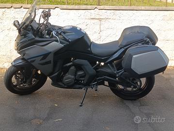 CFMOTO 650 GT - Pronta per viaggiare, accessoriata